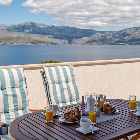 Sunset View 아파트